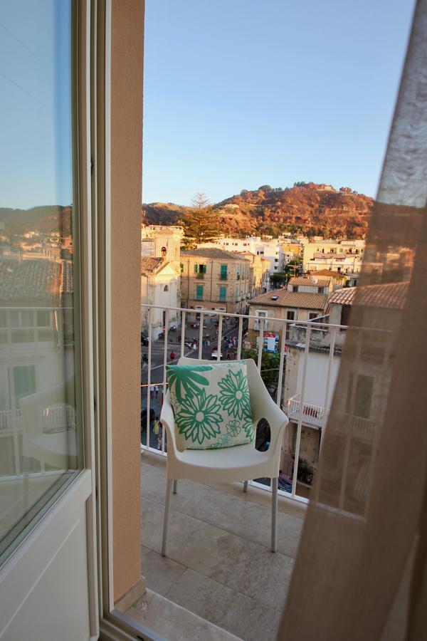 Townhouse Tropea Bed & Breakfast エクステリア 写真